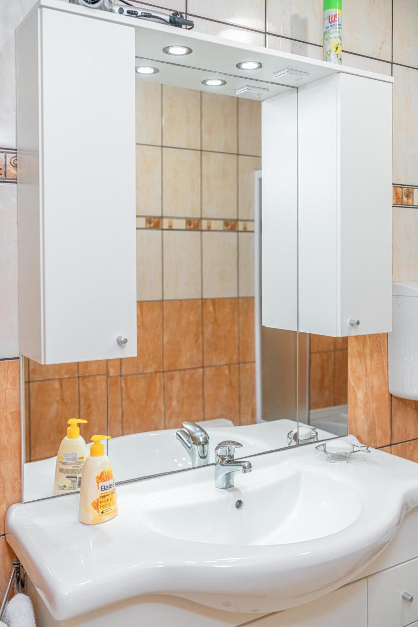 Adria Sun Apartments Vodice Cameră foto